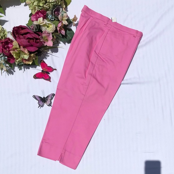 💼 Carnation Pink Capris - Picture 2 of 8